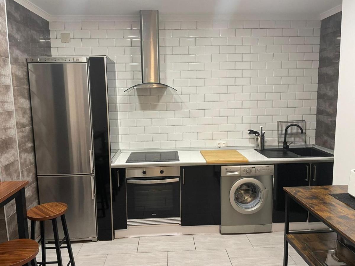 Apartamento Amplio En Donostia-Сан-Себастьян Екстер'єр фото