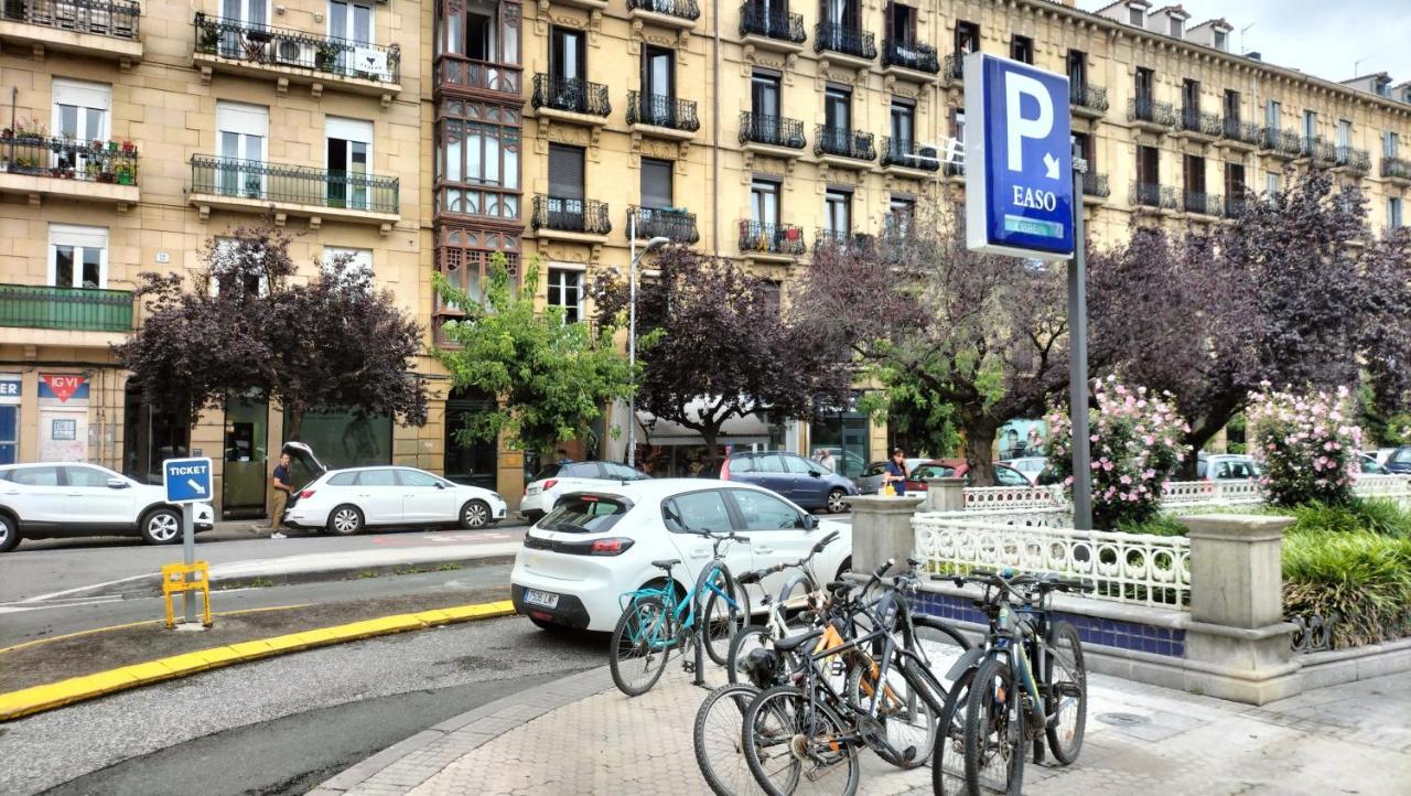 Apartamento Amplio En Donostia-Сан-Себастьян Екстер'єр фото